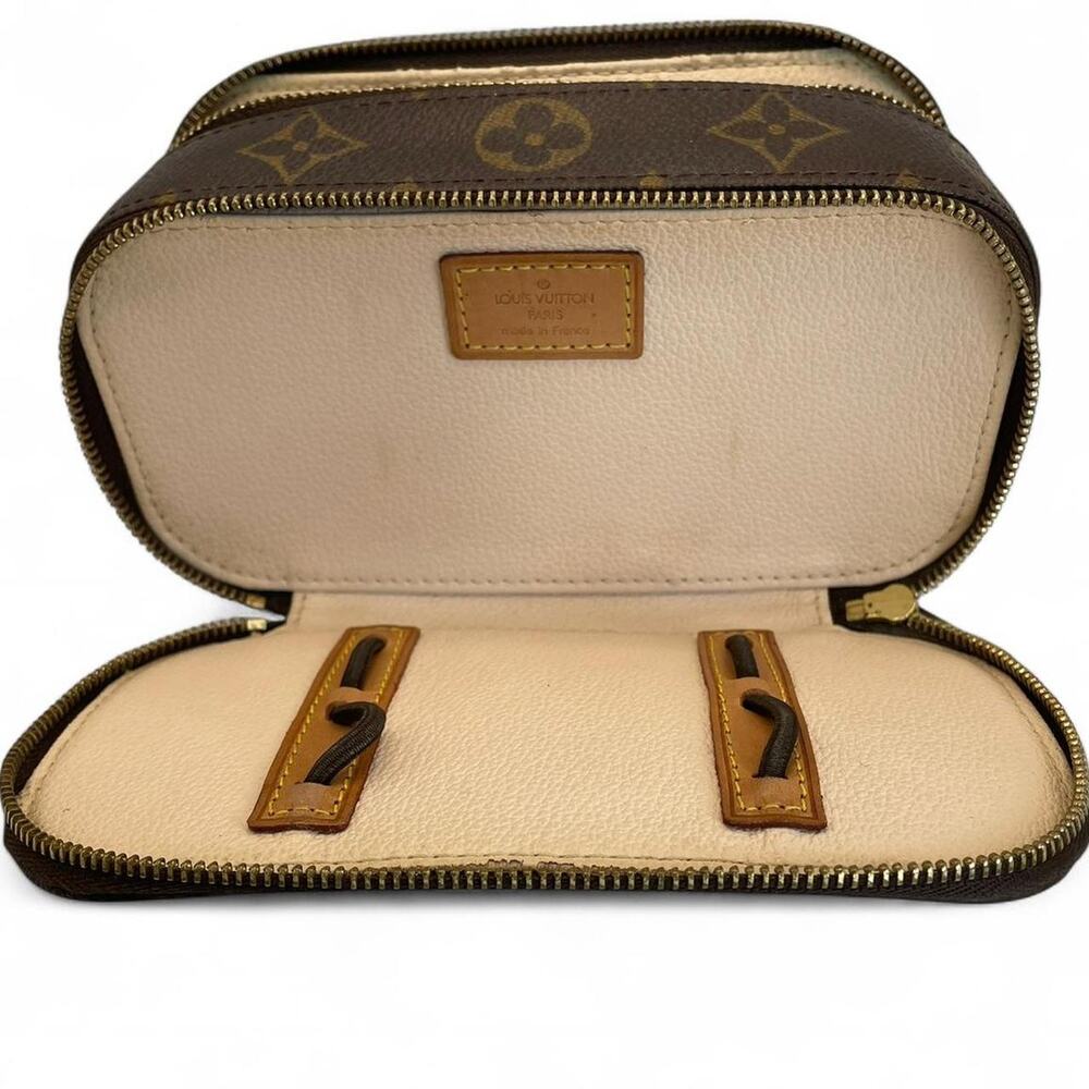 Louis Vuitton Leather Monogrammed Trousse Brush PM Cosmetic Pouch Travel Glamour - Picture 4 of 7